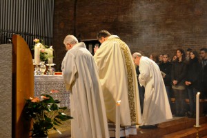 don_mirco_pasini_entra_nella_nostra_comunita_15_20121222_1802324747